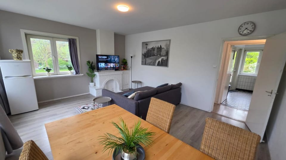 comfortable apartment for exploring Amsterdam Apartment in Amsterdam