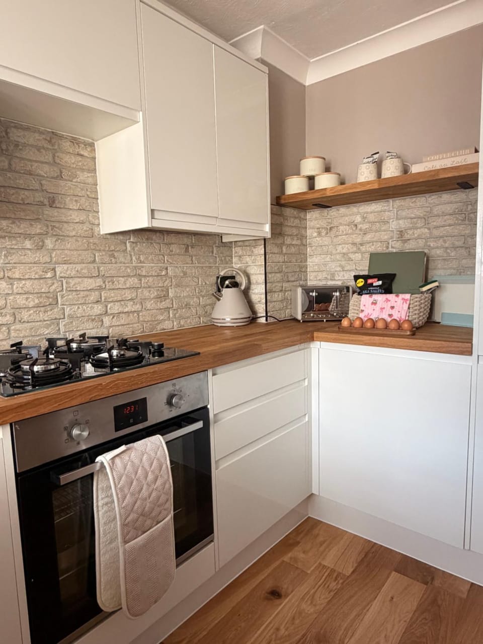 Sunshine Coast House - 2 bedroom luxury house in town centre House in Eastbourne
