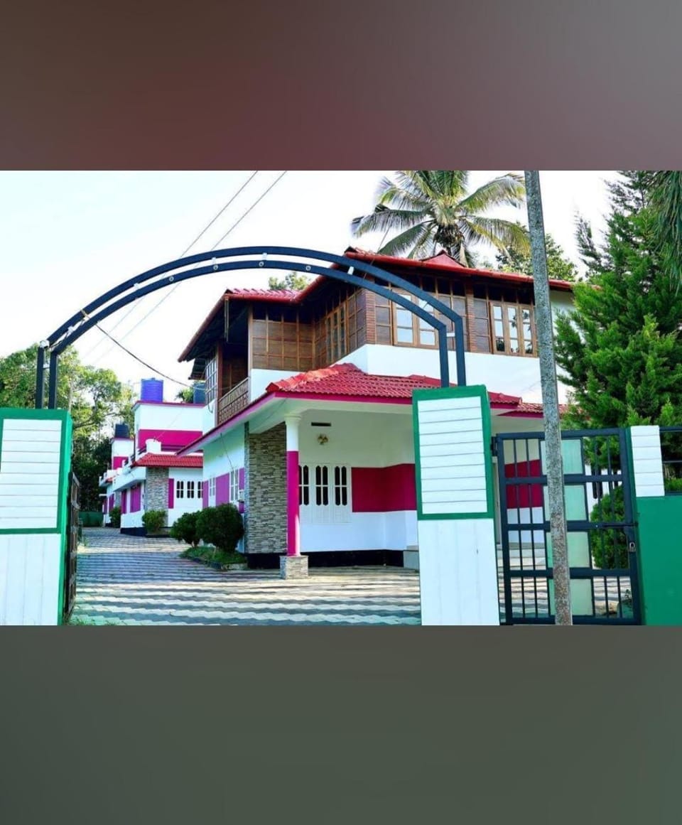 Taarzans Paradise Inn Bed and Breakfast in Kerala