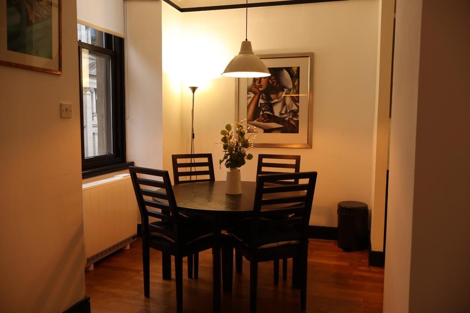Stylish Merchant City Apartment Apartment in Glasgow