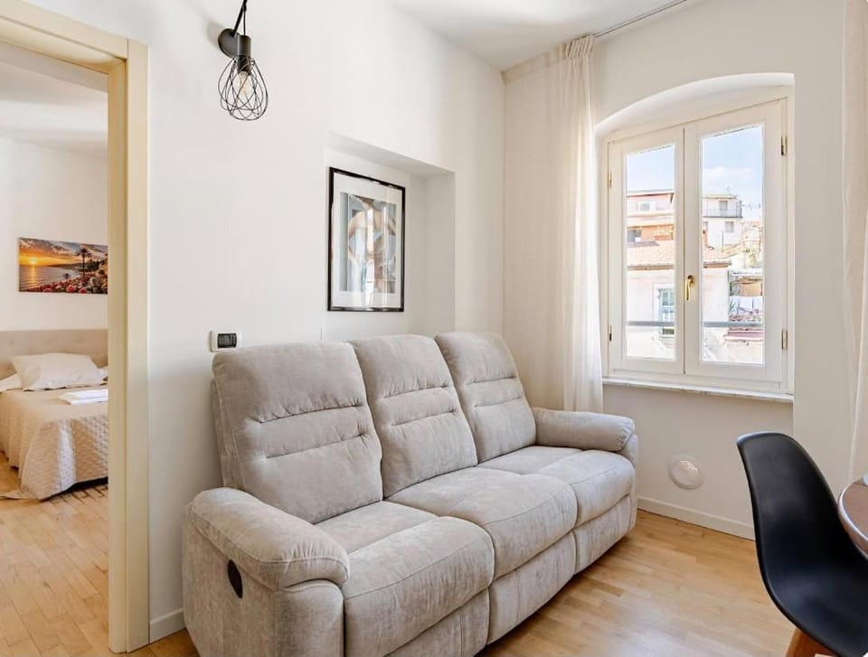 Seating area, City view