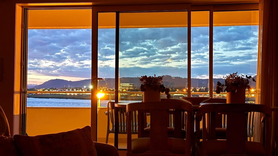 Natural landscape, View (from property/room), Balcony/Terrace, Living room, Dining area, River view