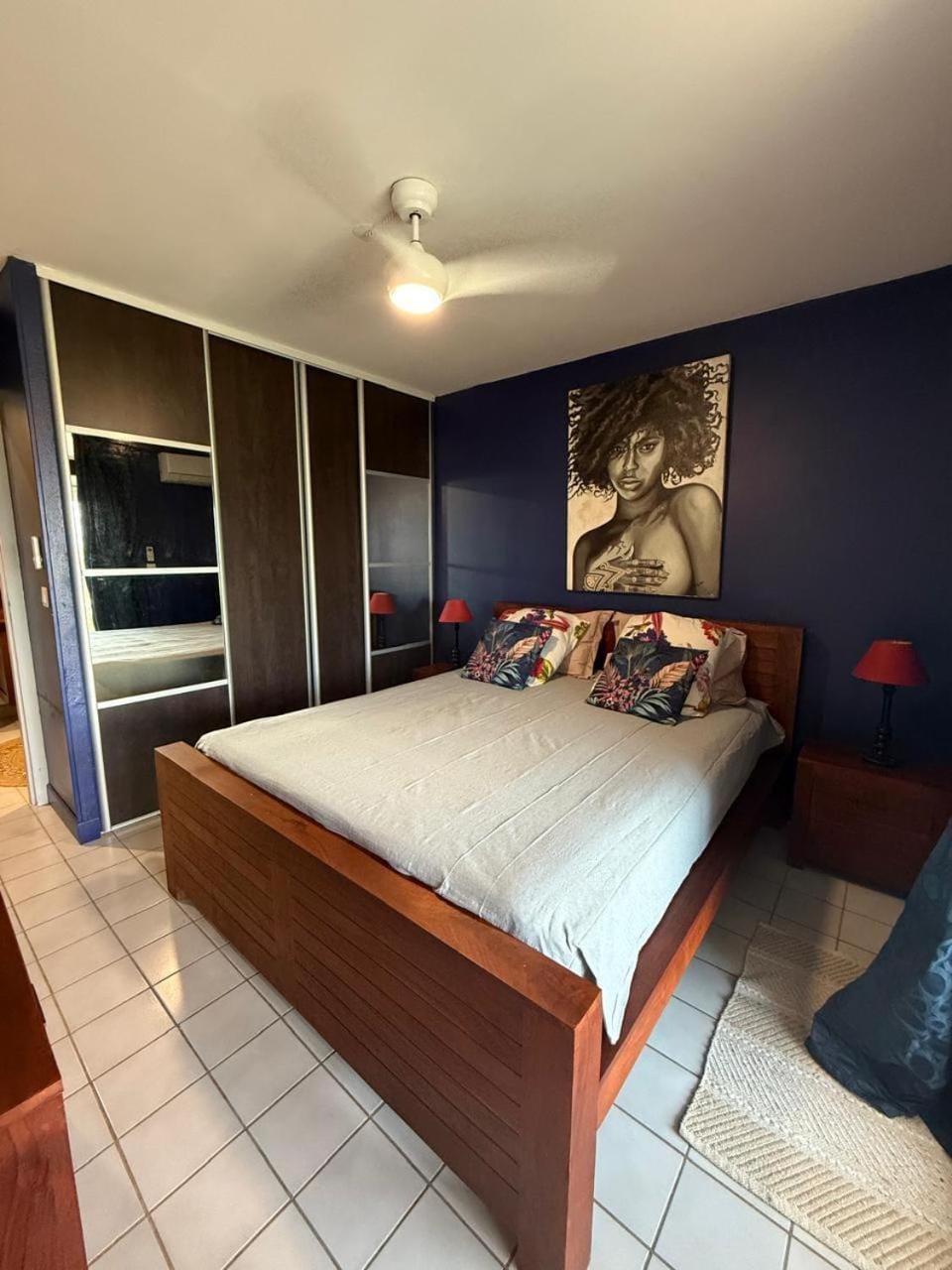 Bed, Photo of the whole room
