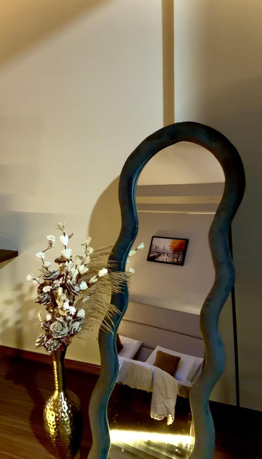 Bella Homes Royal Suite Near Expo Mart Apartment in Uttar Pradesh
