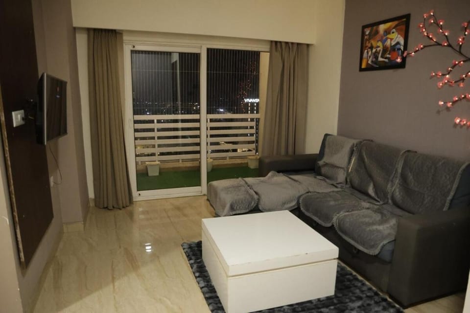Vrindavriksh cozy artsy stay with balcony view Apartment in Uttar Pradesh