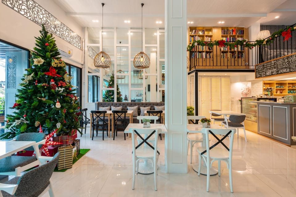 White Ivory Bed And Breakfast Hotel in Bangkok