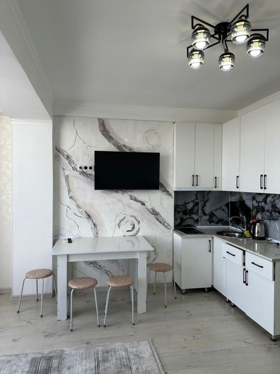 Апарт Суюмбаева Apartment in Almaty Region, Kazakhstan