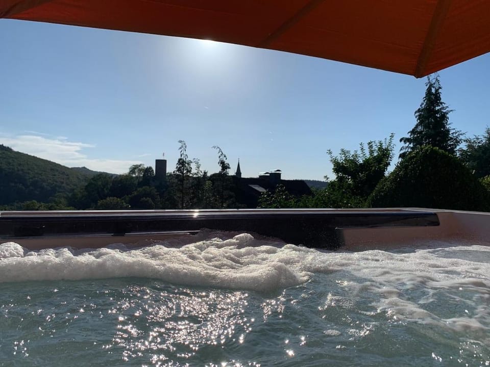 Hot Tub, View (from property/room), Mountain view