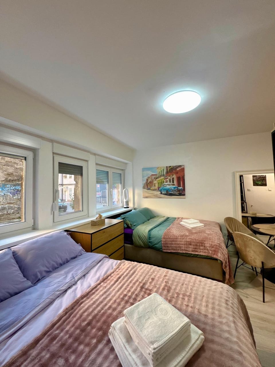 Bed, Photo of the whole room, Bedroom, towels