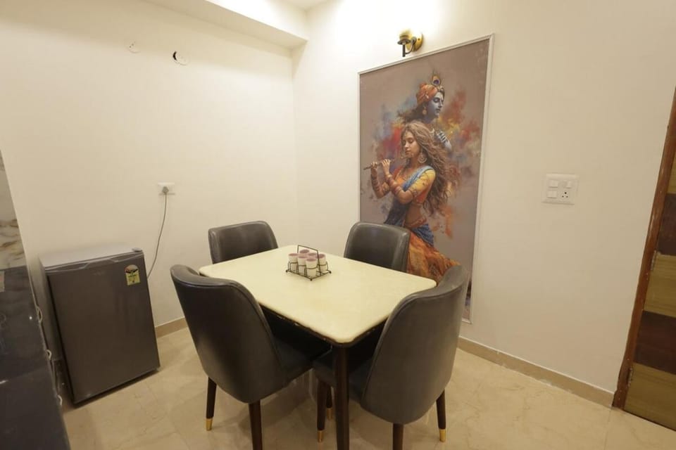 Prem Nikunj Apartment in Uttar Pradesh