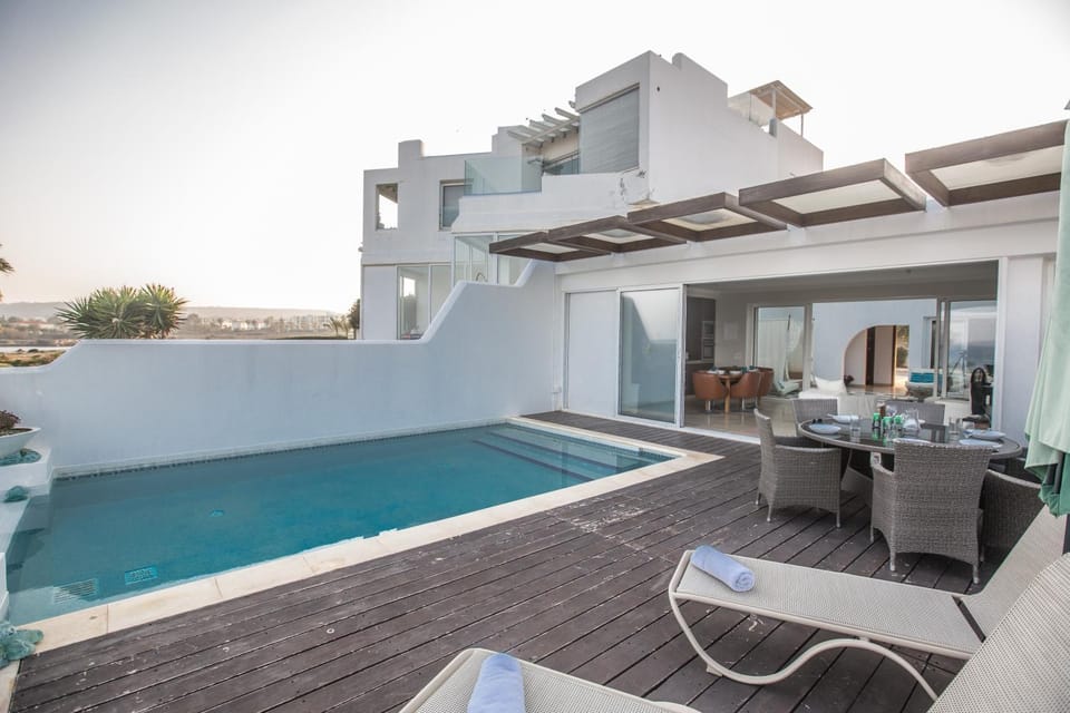 Property building, Seating area, Swimming pool, Swimming pool