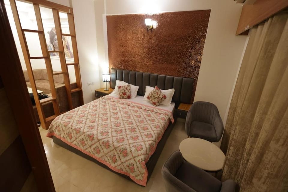 Muralidhar kutir Apartment in Uttar Pradesh