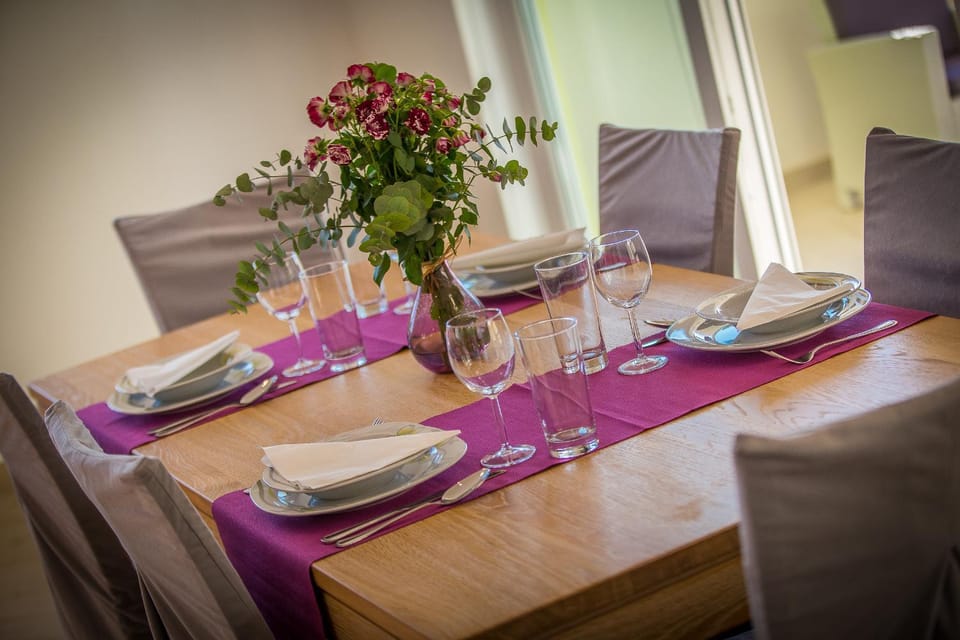 Apartments Emil Bed and Breakfast in Split-Dalmatia County