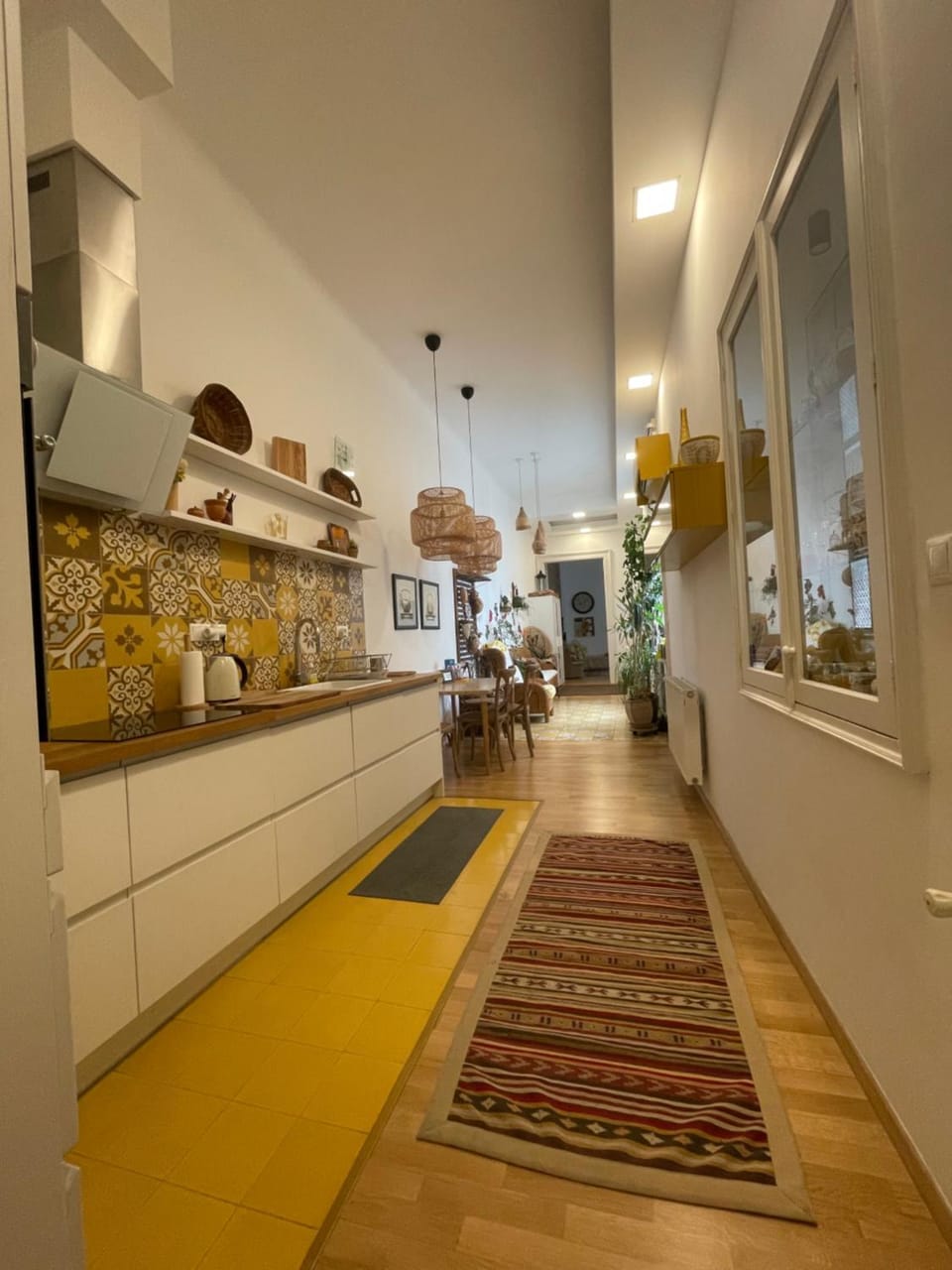 Kitchen or kitchenette, Photo of the whole room
