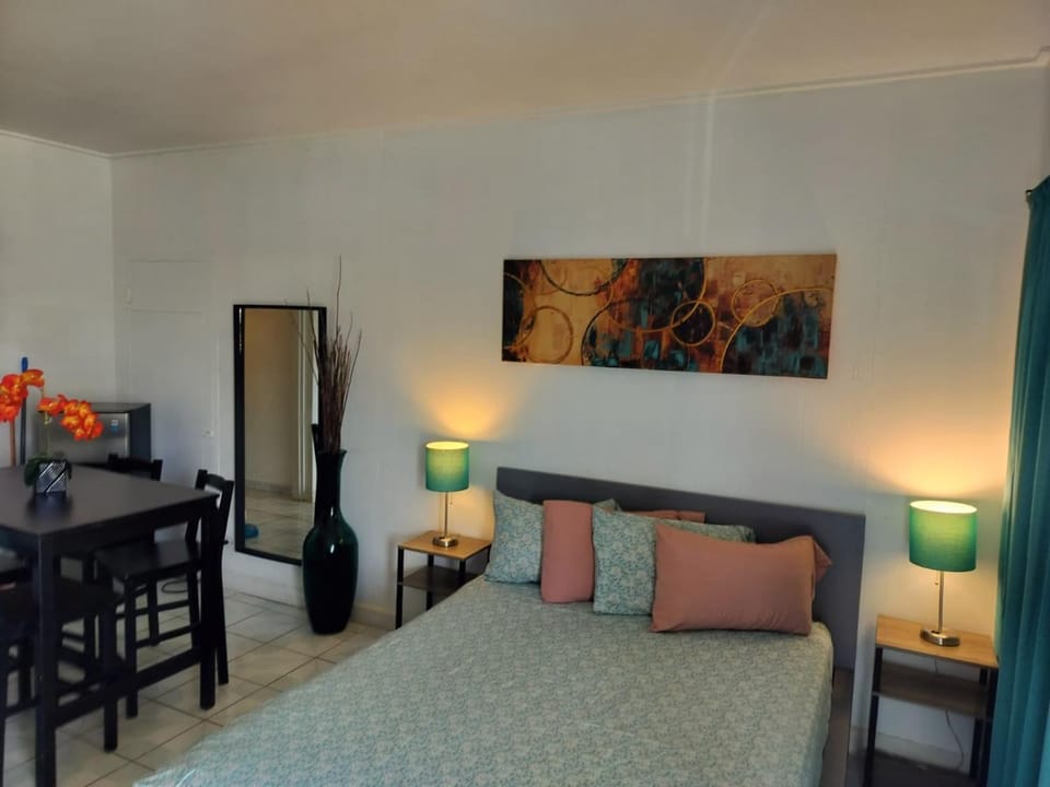 26 Diplomat Parkway 2357 Apartment in Hallandale Beach