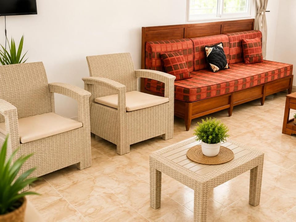 Beach House for 8 Mrezga, Hammamet North Apartment in Nabeul‎, Tunisia
