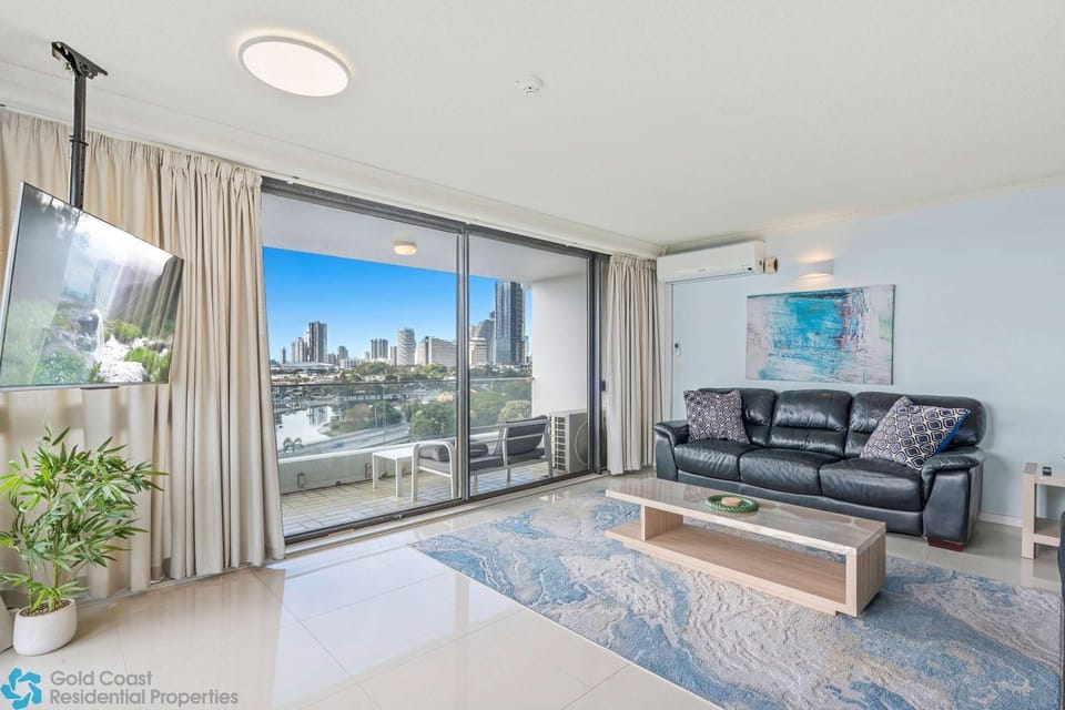 TV and multimedia, Balcony/Terrace, Living room, Seating area, City view