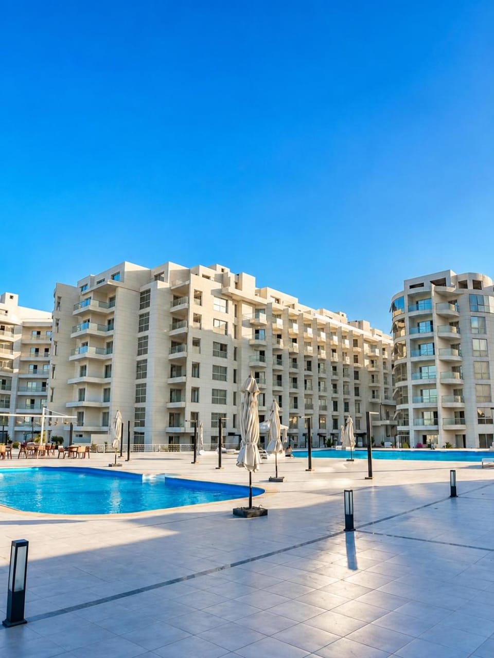 Swimming pool, Swimming pool