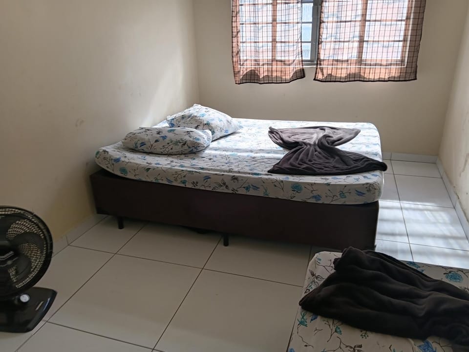 APARTAMENTO COM CONFORTO ao LADO DA BASÍLICA NACIONAL Apartment in State of São Paulo
