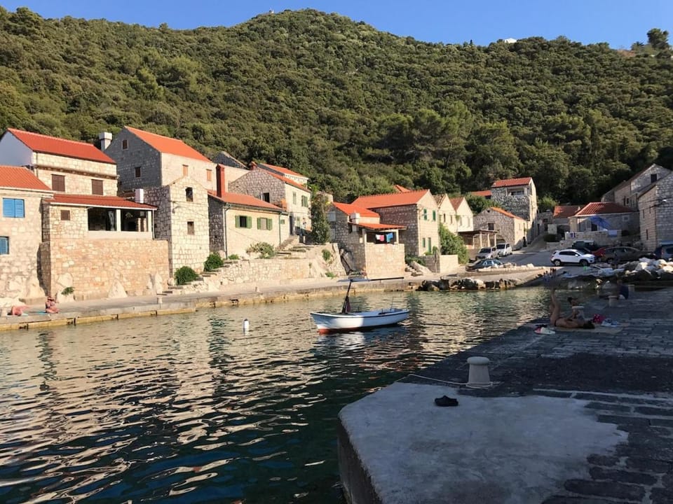 Lucica 1 Beachfront House House in Dubrovnik-Neretva County