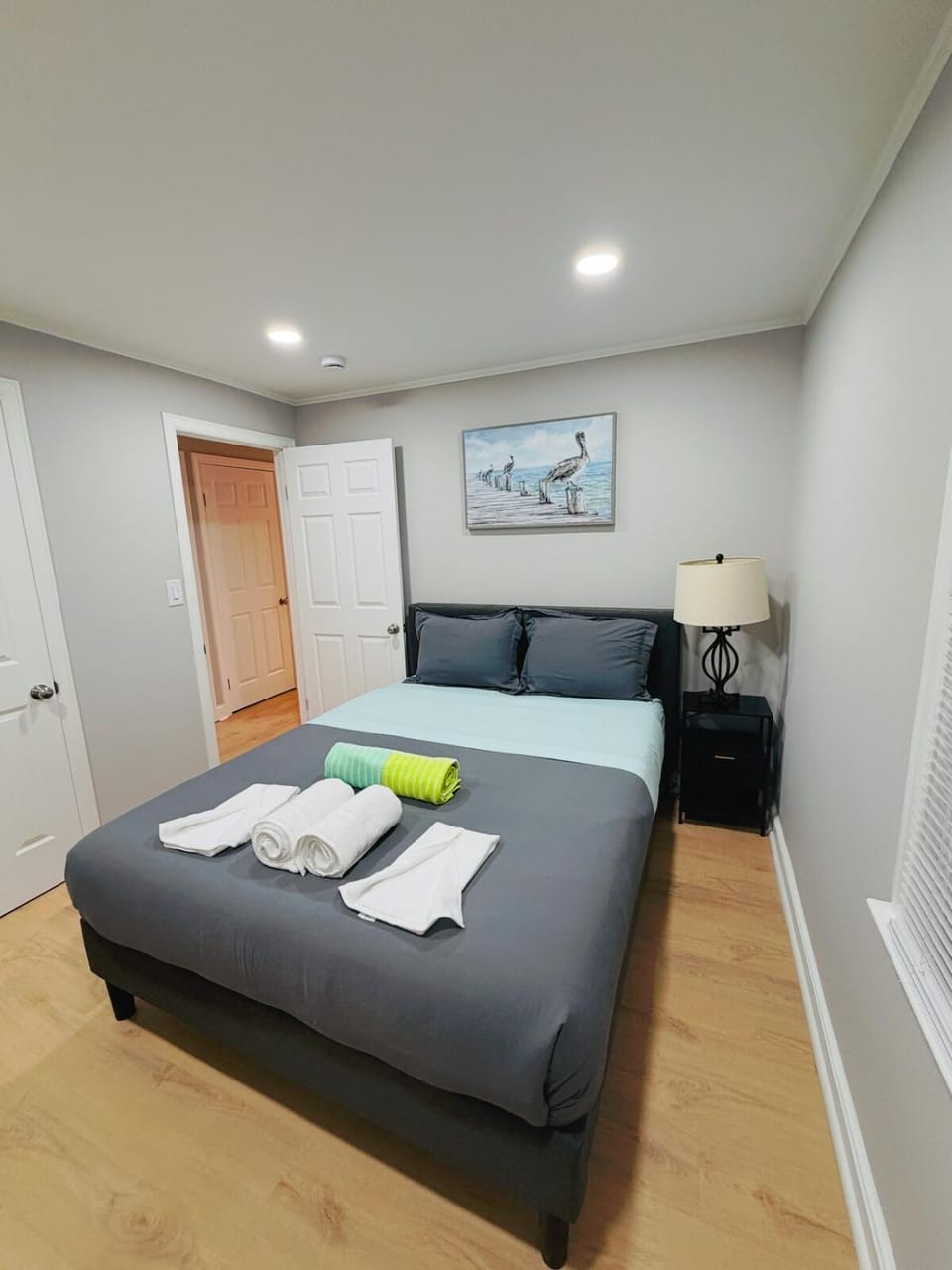 Renovated Beachside Retreat House in Stratford