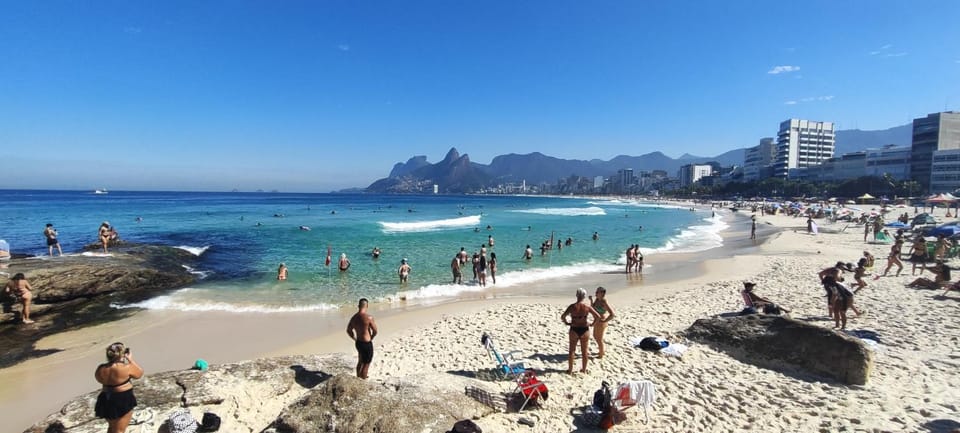 2 Bedroom apartment in Av Atlantica Copacabana, Rio de Janeiro, Brazil COPA 010 Apartment in Rio de Janeiro
