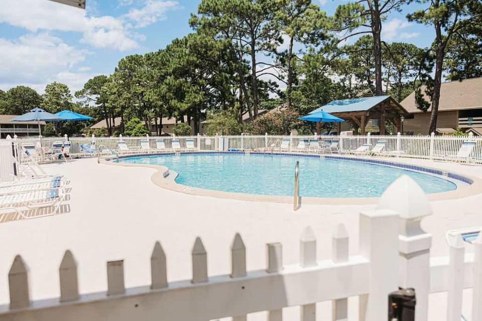 Villa Bandido-Golf Course Pool Tennis Court Pet Friendly & Golf Cart Deals House in Miramar Beach