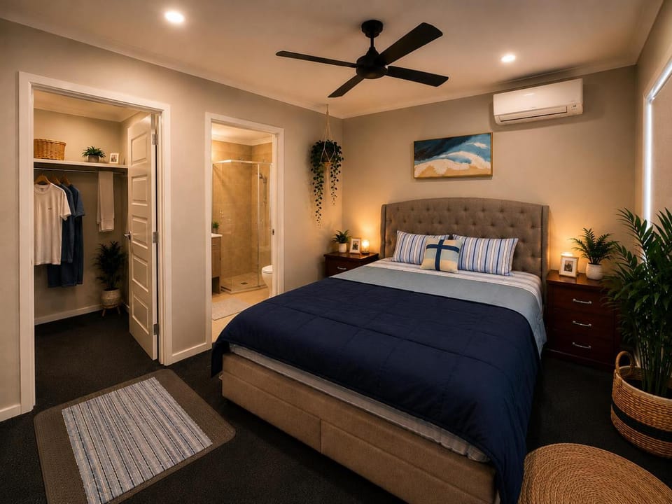 Photo of the whole room, towels