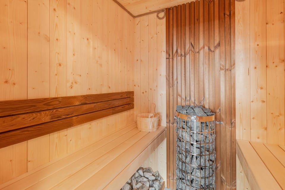 Sauna, Spa and wellness centre/facilities