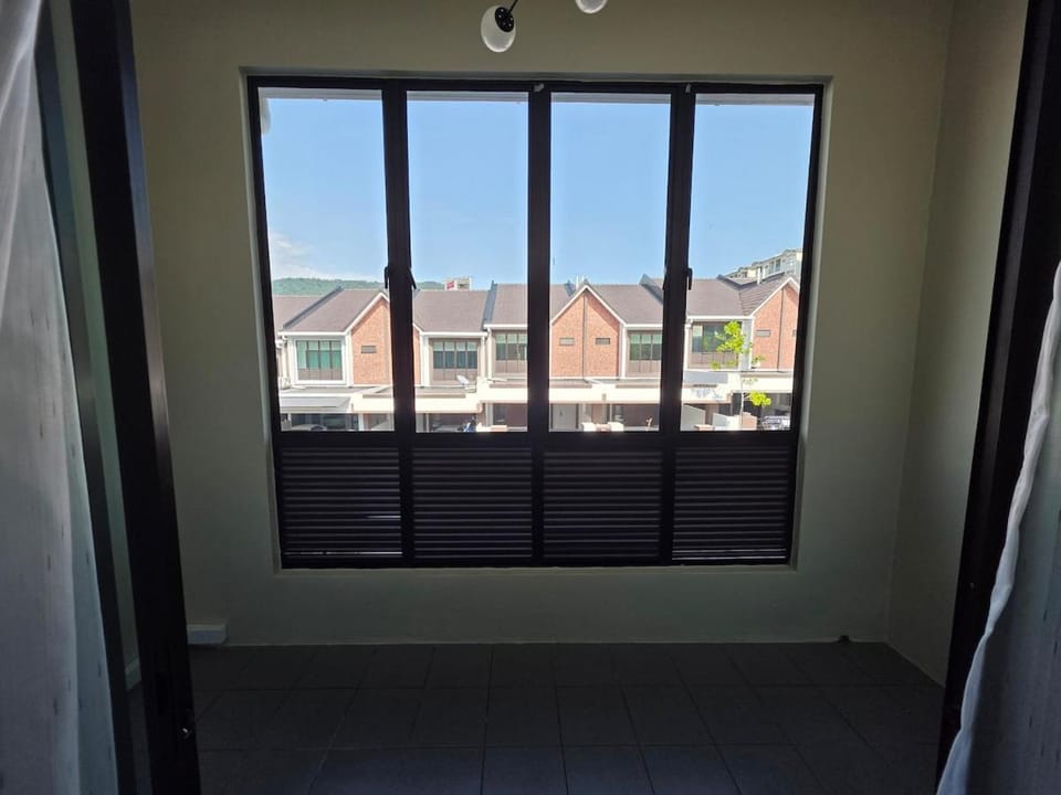 PV homestay NILAI 20MINS TO KLIA and Sepang Circuit House in Negeri Sembilan, Malaysia