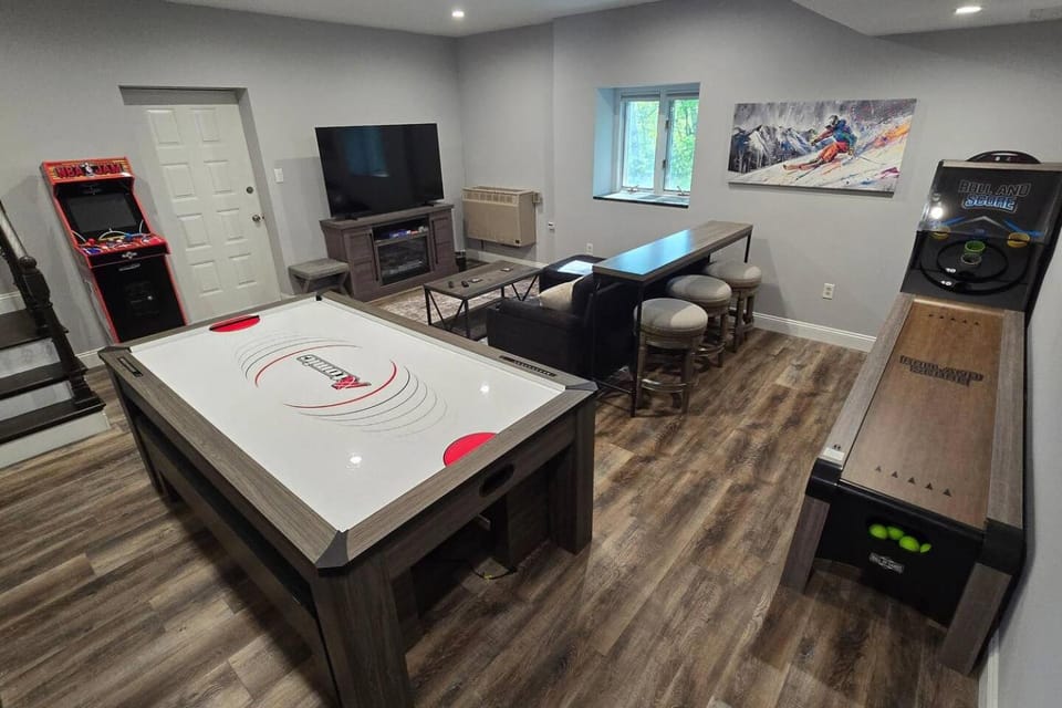 Luxury Poconos Townhouse with Resort Perks! Campground/ 
RV Resort in Pocono Mountains