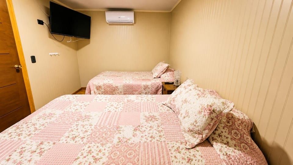 Hostal doña Leonor Bed and Breakfast in Los Ángeles