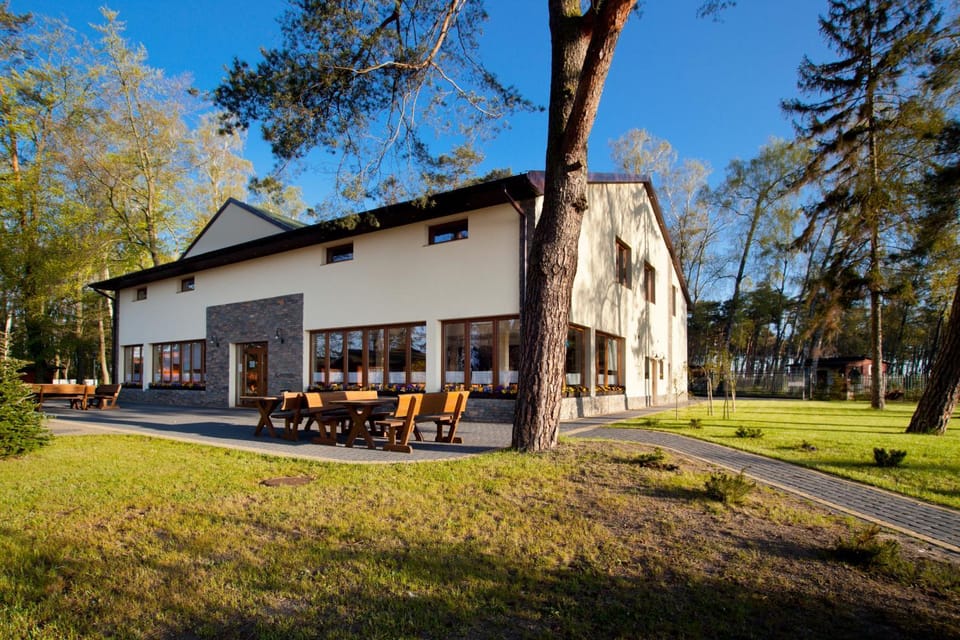 Property building, Patio, Day