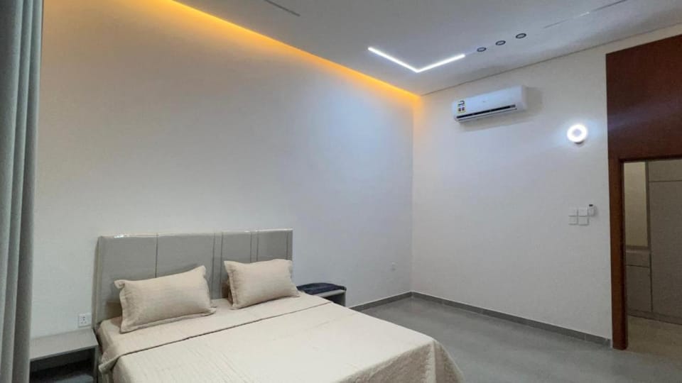 شقق عصرية مفروشة ومجهزة بالكامل في صلالة صحنوت قريبه من دوار المعمورة اول ساكن Apartment in Oman
