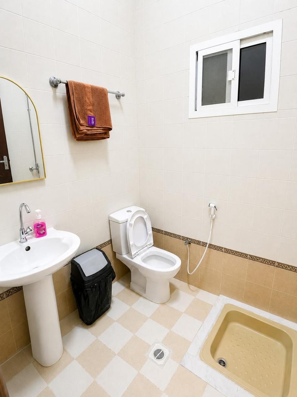 Newly Furnished Flat Apartment in Oman