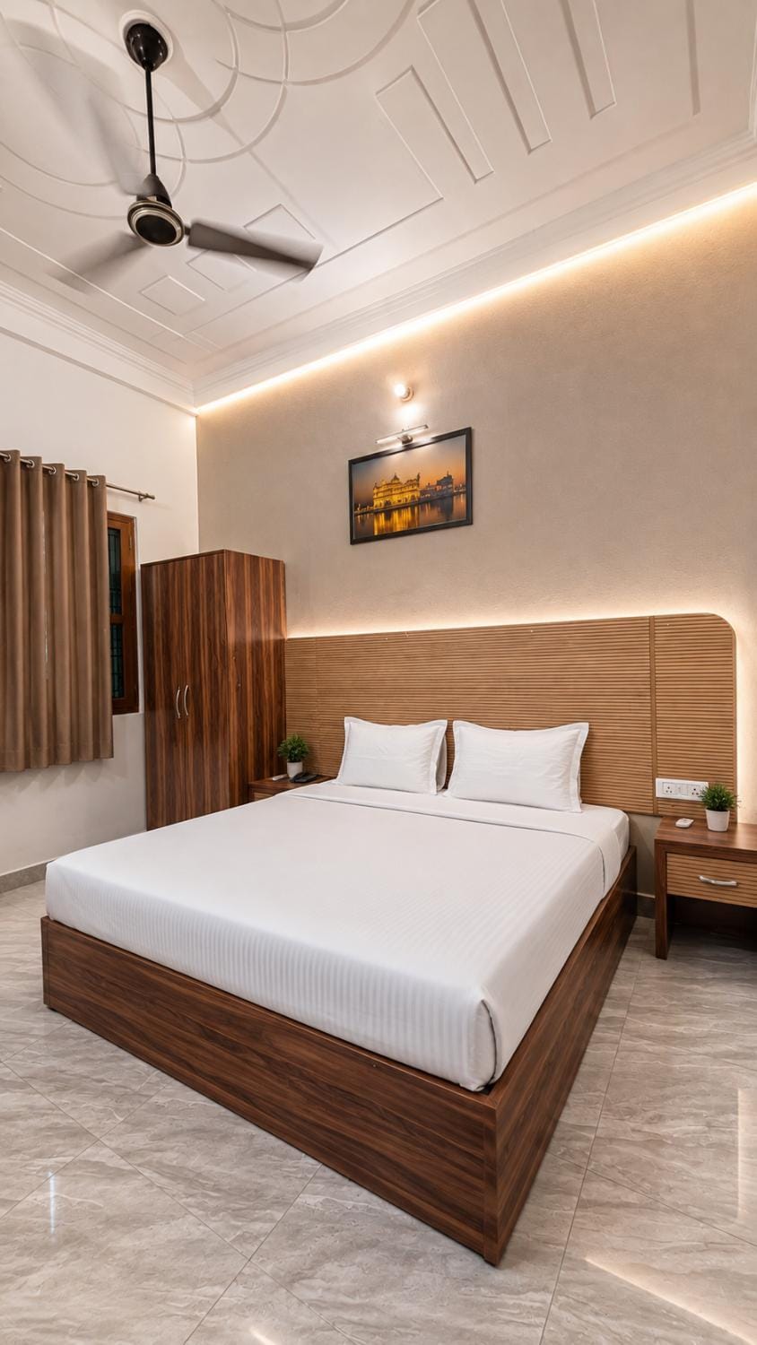 Bed, Photo of the whole room, Bedroom, fireplace