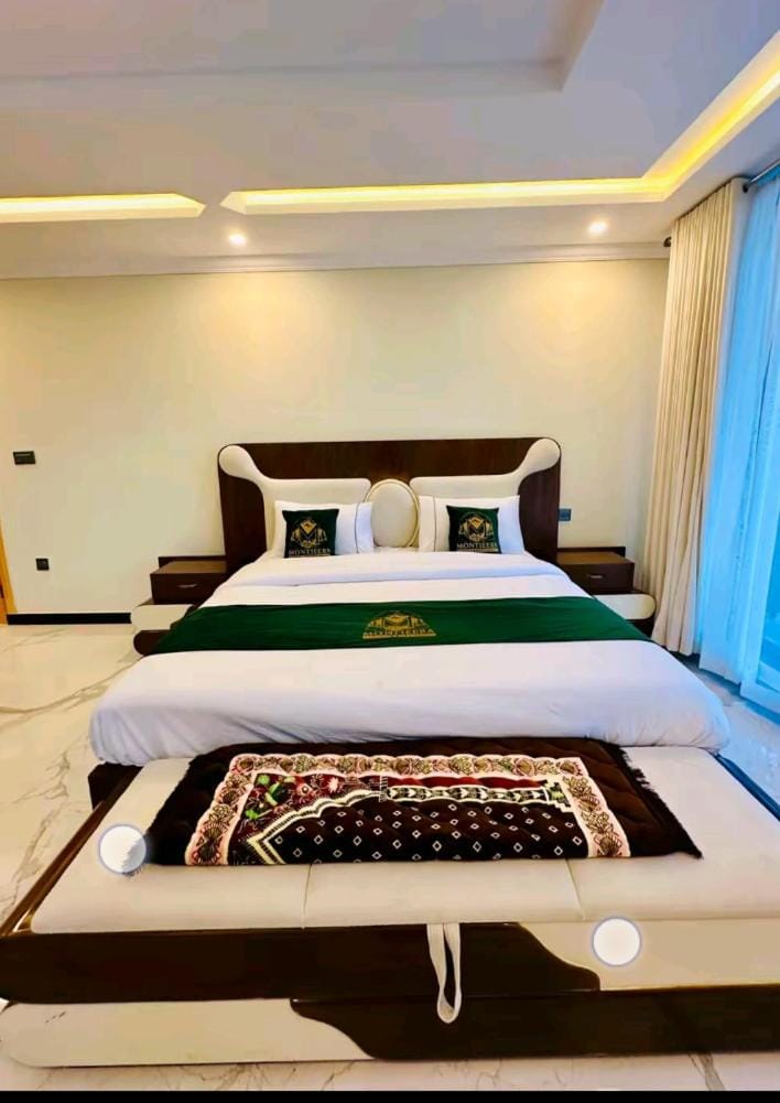 Family friendly rooms in nathiagali Apartment in Punjab