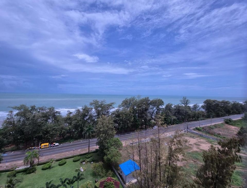 VIP Condochain Ocean View in Ban Phe Rayong Apartment in Phe