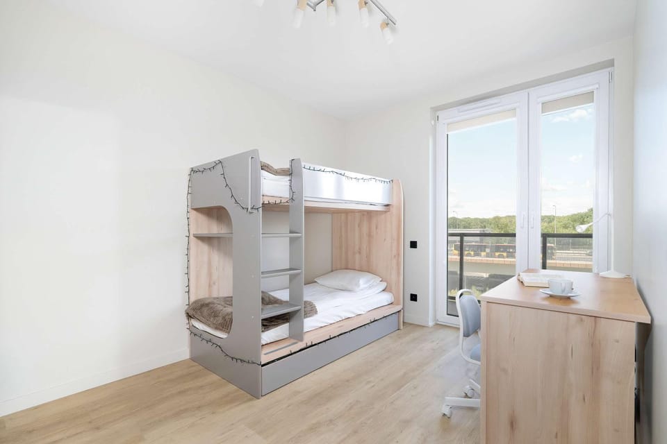 Photo of the whole room, Bedroom, bunk bed