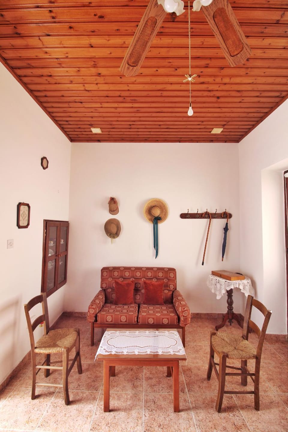 Communal lounge/ TV room, Living room