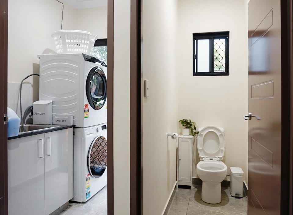 Toilet, Bathroom, washing machine, dryer