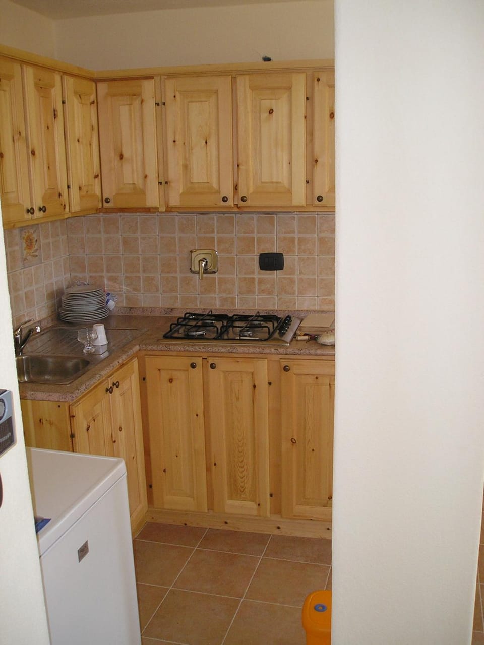 Kitchen or kitchenette