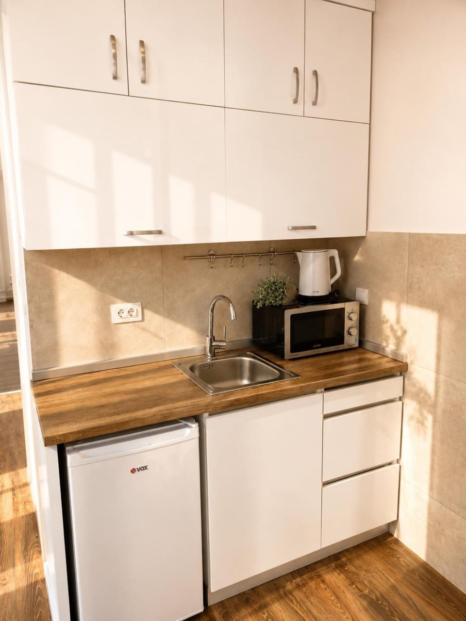 Coffee/tea facilities, Kitchen or kitchenette, dishwasher, minibar, oven, pet friendly, stove, toaster
