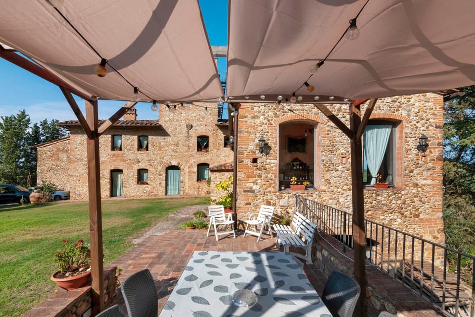 Agriturismo Poggiolato Farm Stay in San Casciano Val Pesa