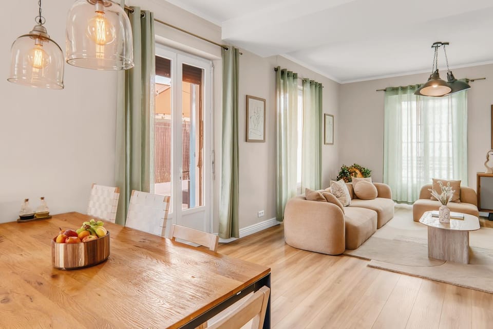 Property building, Living room
