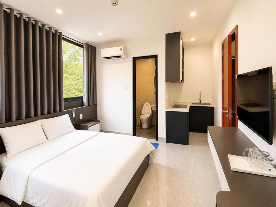 Communal lounge/ TV room, Bed, TV and multimedia, Kitchen or kitchenette, Photo of the whole room, Bedroom, air conditioner