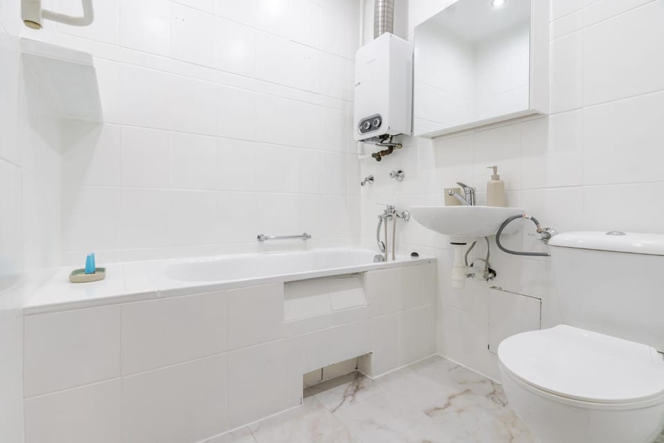Toilet, Bathroom, Bath
