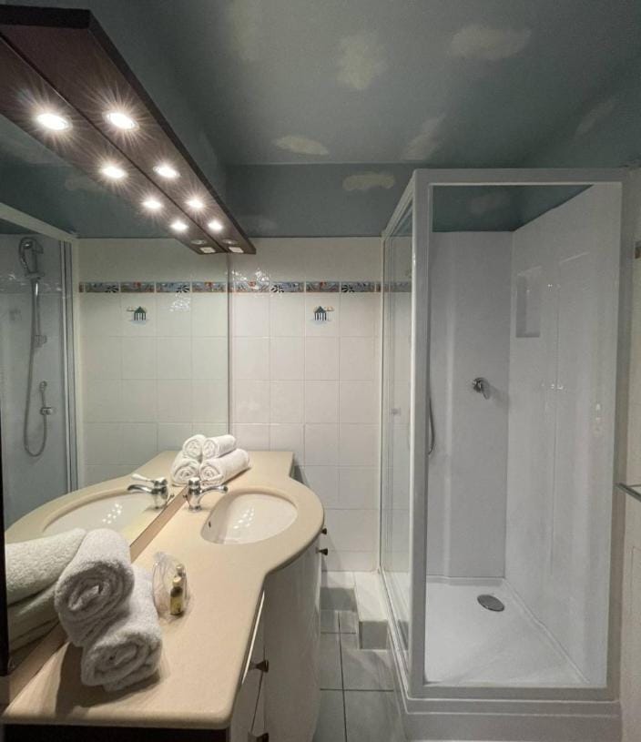 Appartement jacuzzi Village Naturiste Apartment in Agde