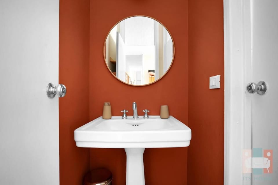 COV4 Luminoso Bilocale di Design Apartment in Milan
