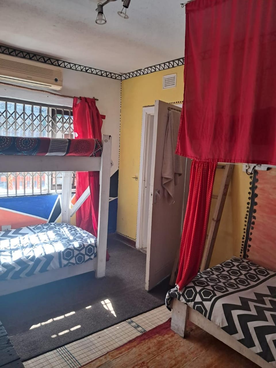 bunk bed